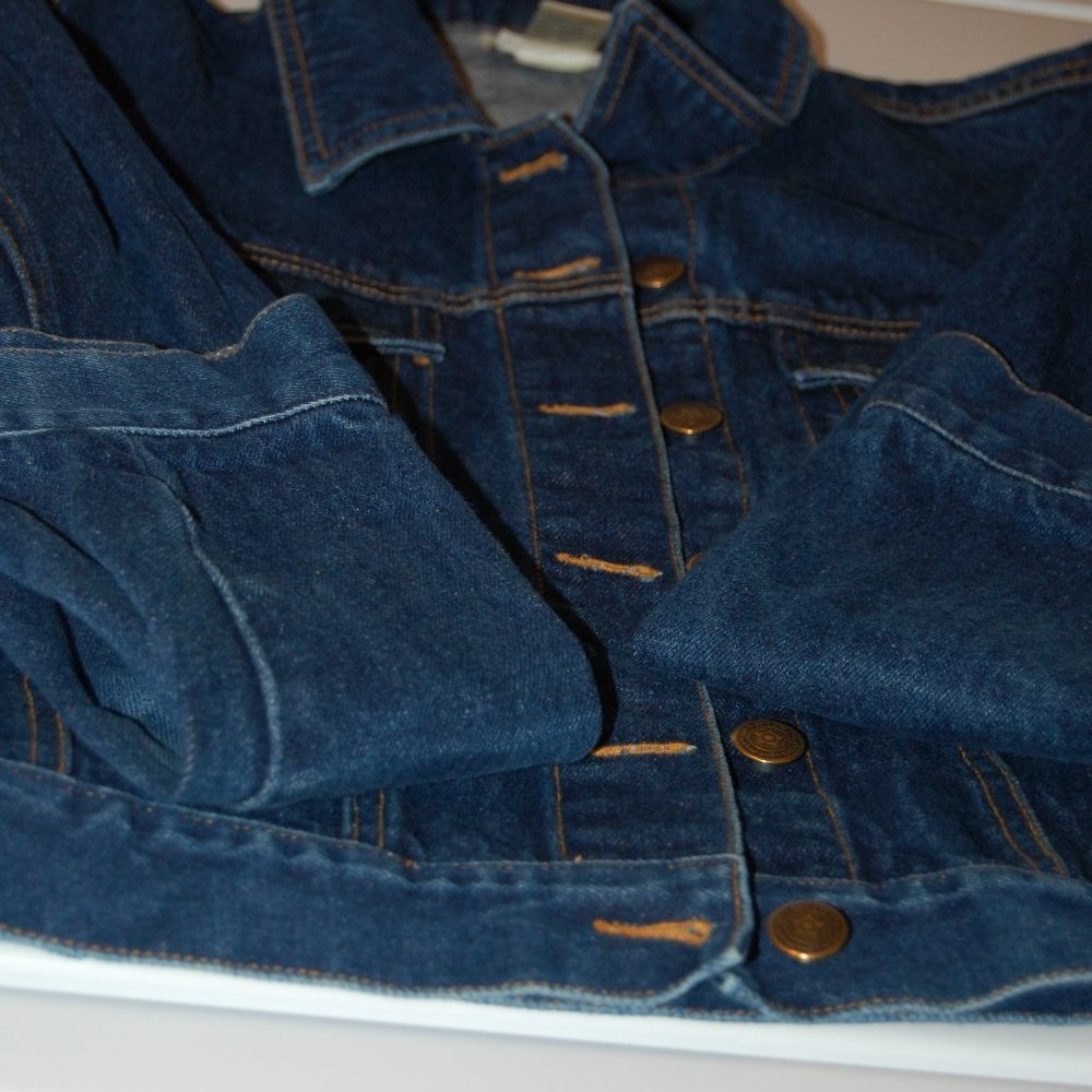 CLIO Dark Blue Jean Jacket Size Medium - Picture 5 of 11